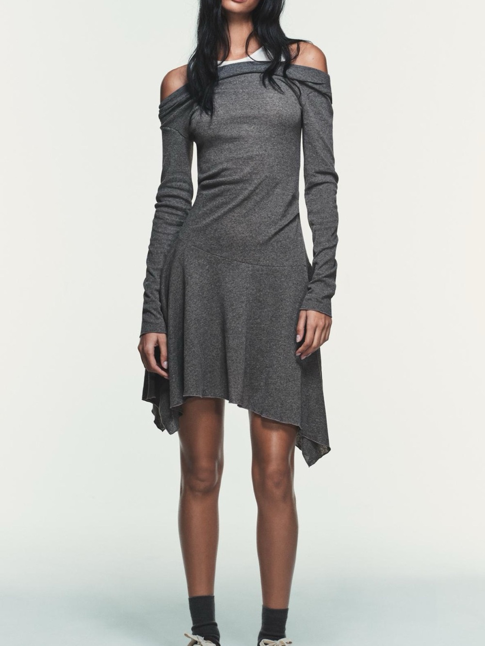 Zara Off-Shoulder Long-Sleeve Midi Asymmetrical Dress in Gray